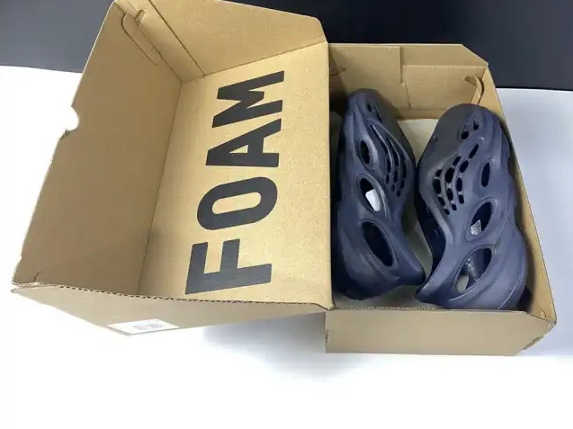 hype RNNR Adidas Mineral Blue GV7903 Yeezy Foam 0515